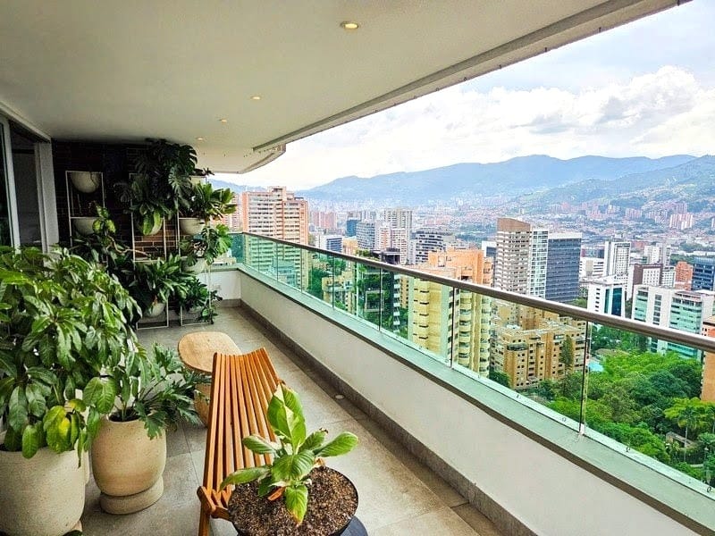 APPARTEMENT À VENDRE AIRBNB EL POBLADO MEDELLIN (TERRASSE)