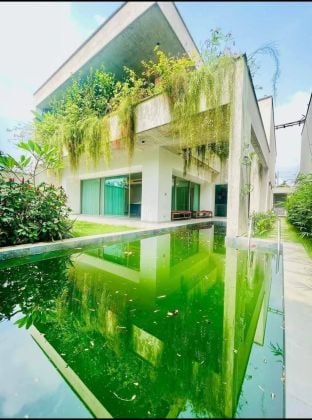 Cocody Angré 8th district, beautiful, high-end 6-room apartment 