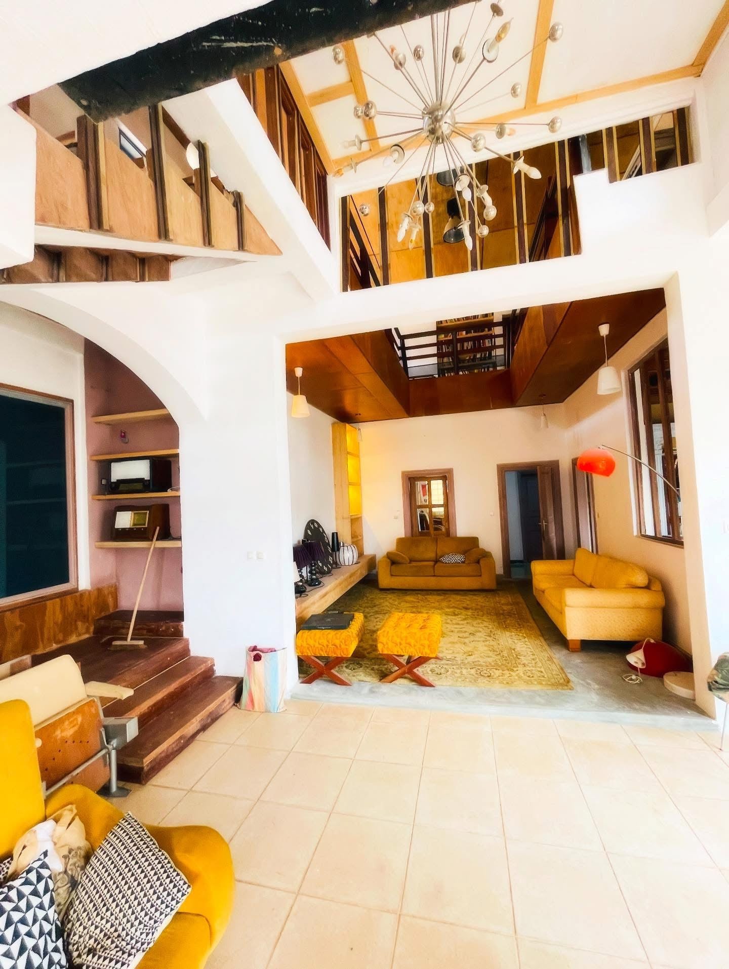 Rustic villa (chalet type) furnished for rent in Bastos 