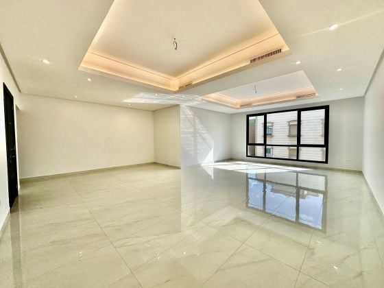 Four bedroom floor For rent in Abufathira 