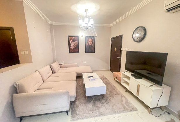 Modern 2 Bedroom Apartment with Balcony in Juffair