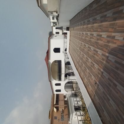 Affitto di una gigantesca villa duplex di 11 stanze a Cocody Riviera ...