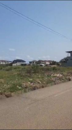 En vente Terrain Bassam 11000m2

