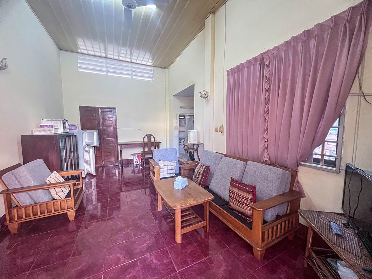 Appartement deux chambres à louer à Tonlé Bassac