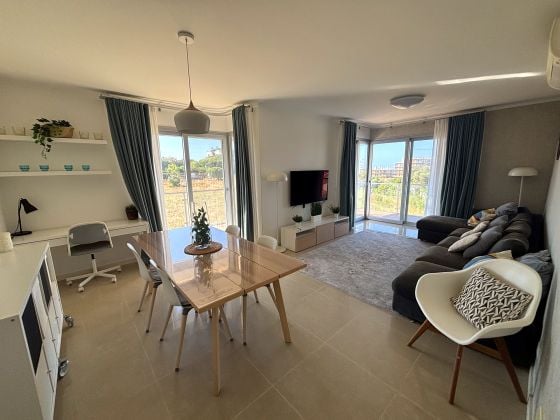 Contemporary 3 bed flat next to Forte Novo beach available for ...