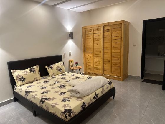 Chambre privée climatisée à Dakar