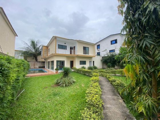 Riviera 4, hermosa villa dúplex de 6 habitaciones con piscina y ...