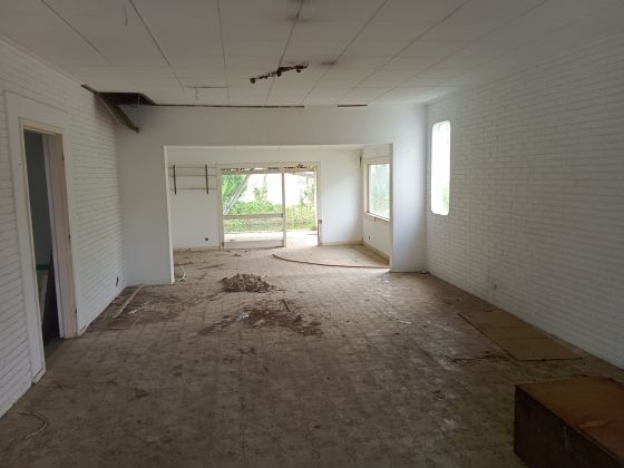 Terrain de 700 m² aux 2 plateaux vallons 