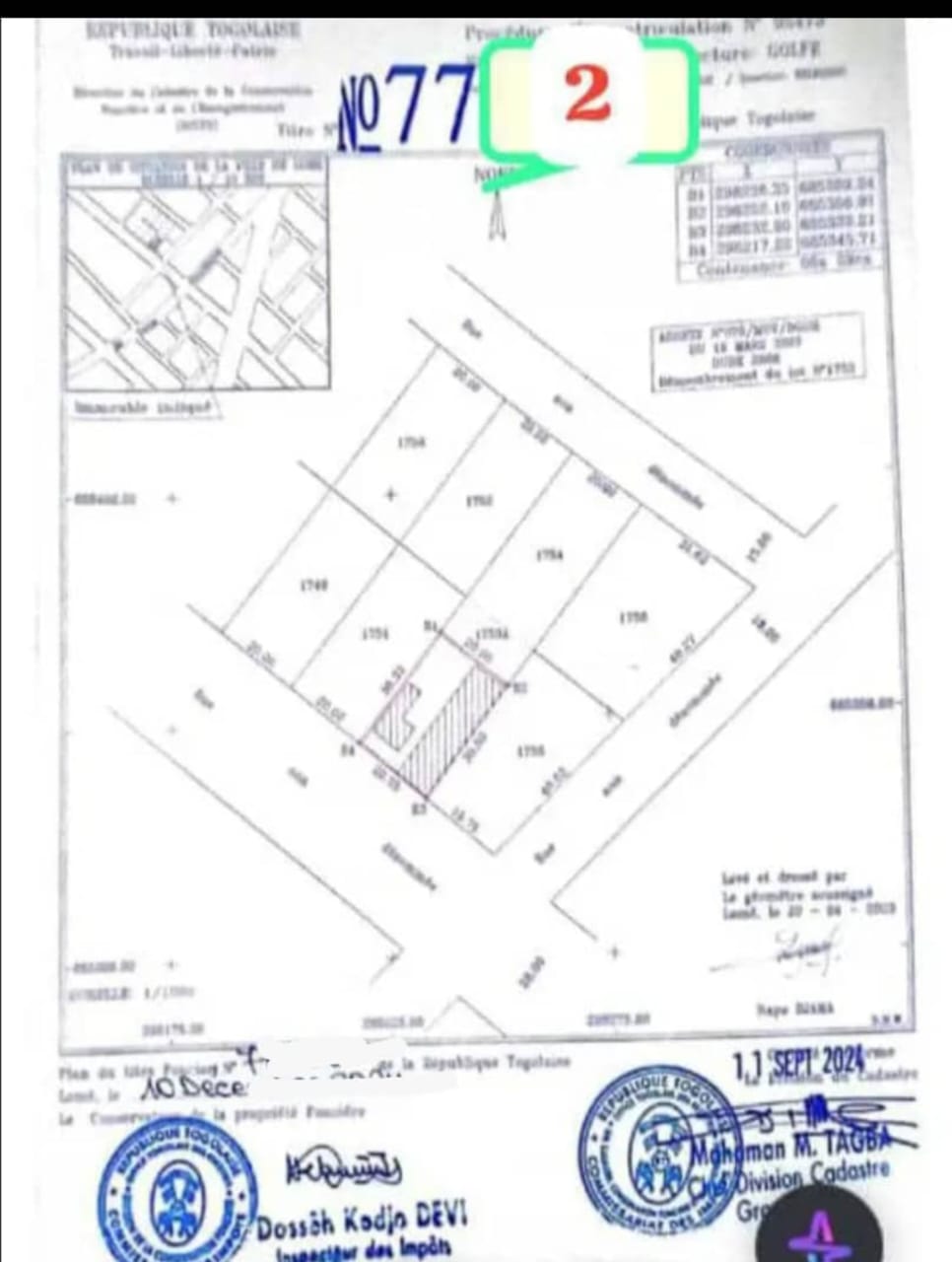"LAND FOR SALE - half a plot (300 m²) in Avedji, Y intersection, less than 60 m from the paved road"