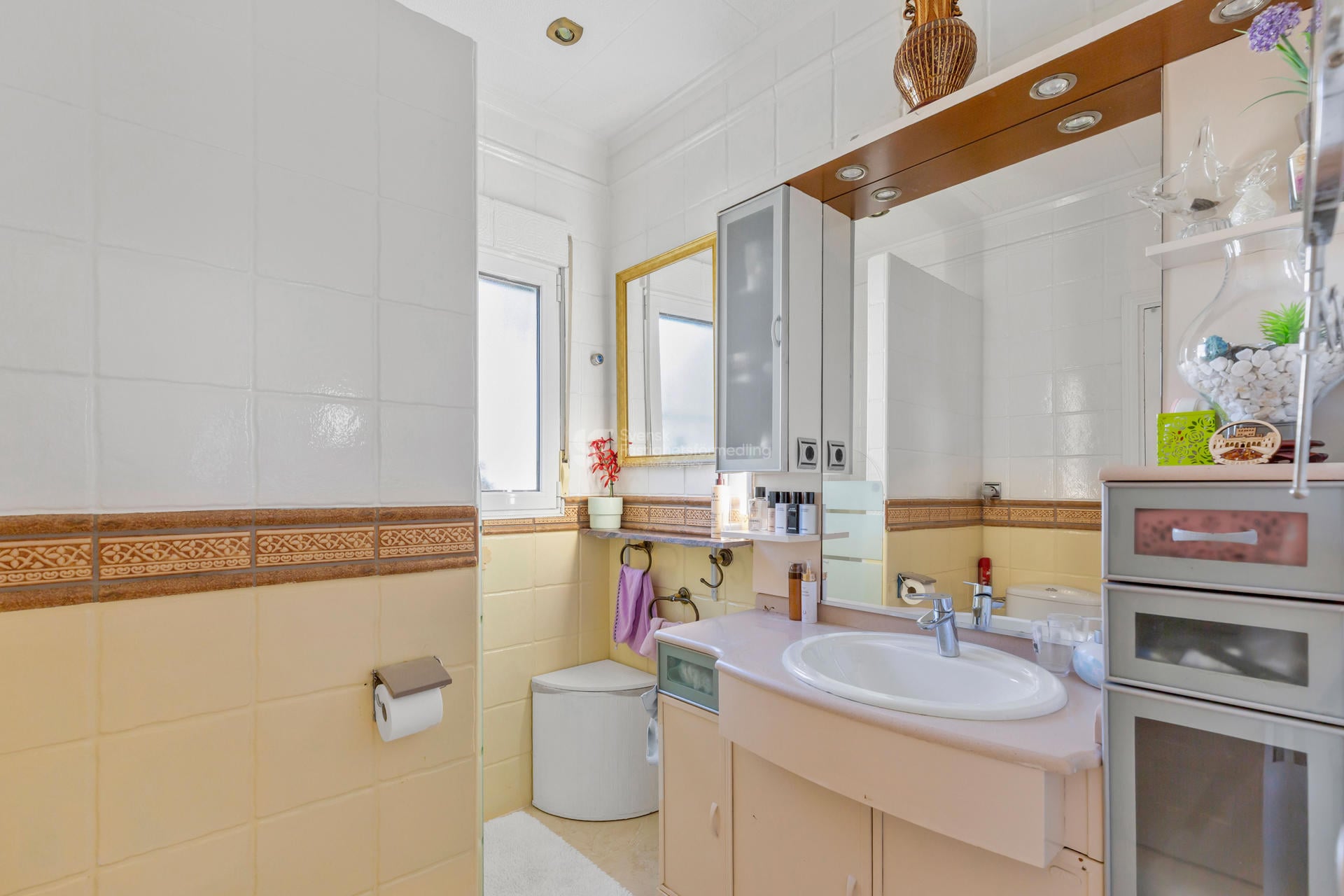 Maison 4 Chambres / Villa à vendre à Torrevieja Alicante