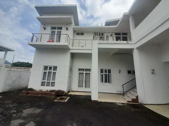 Furnished ground-floor apartment for rent in Ebene – Morc Cybercity