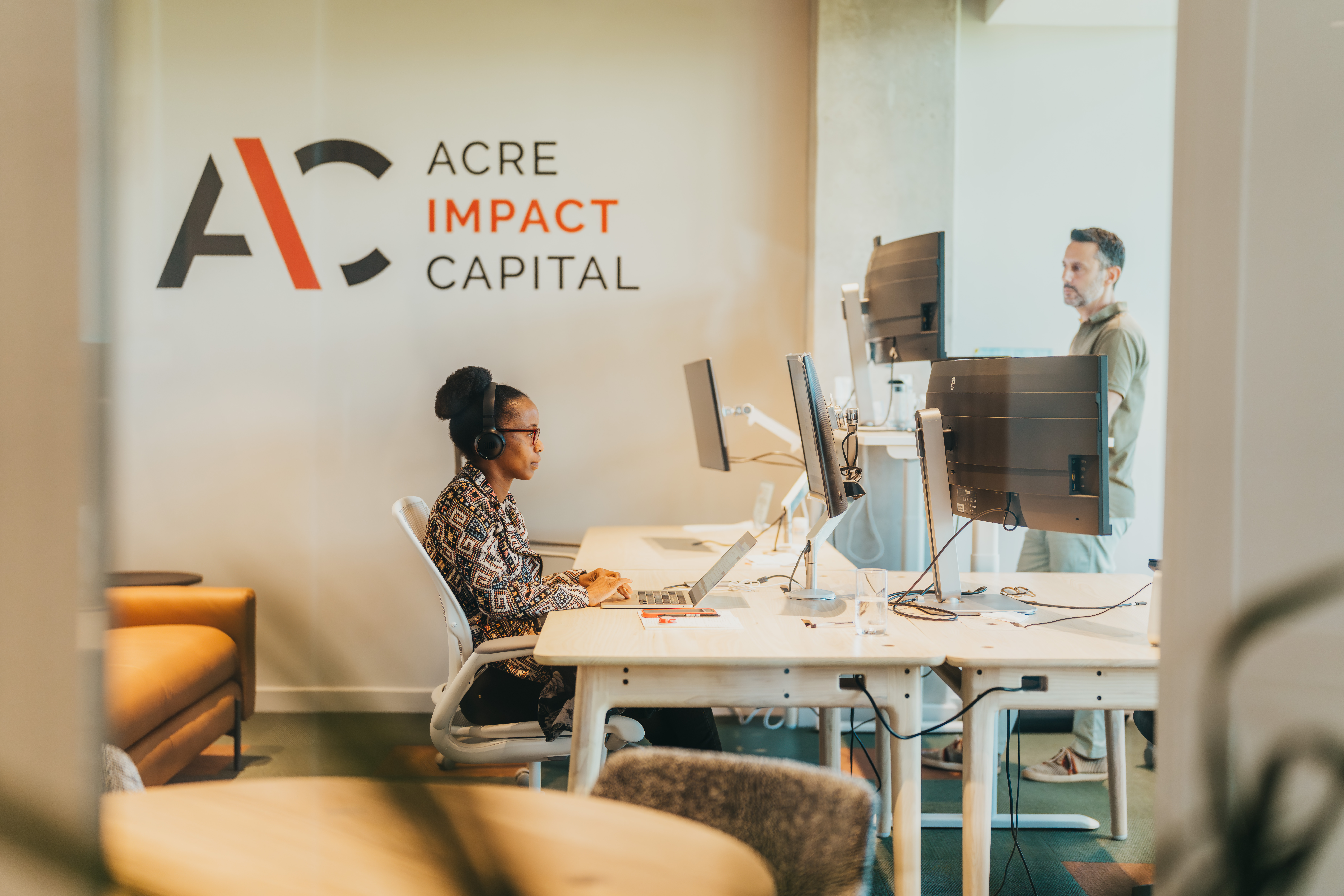 Fully furnished private office in W17 The Precinct, Grand-Baie – 4 seats