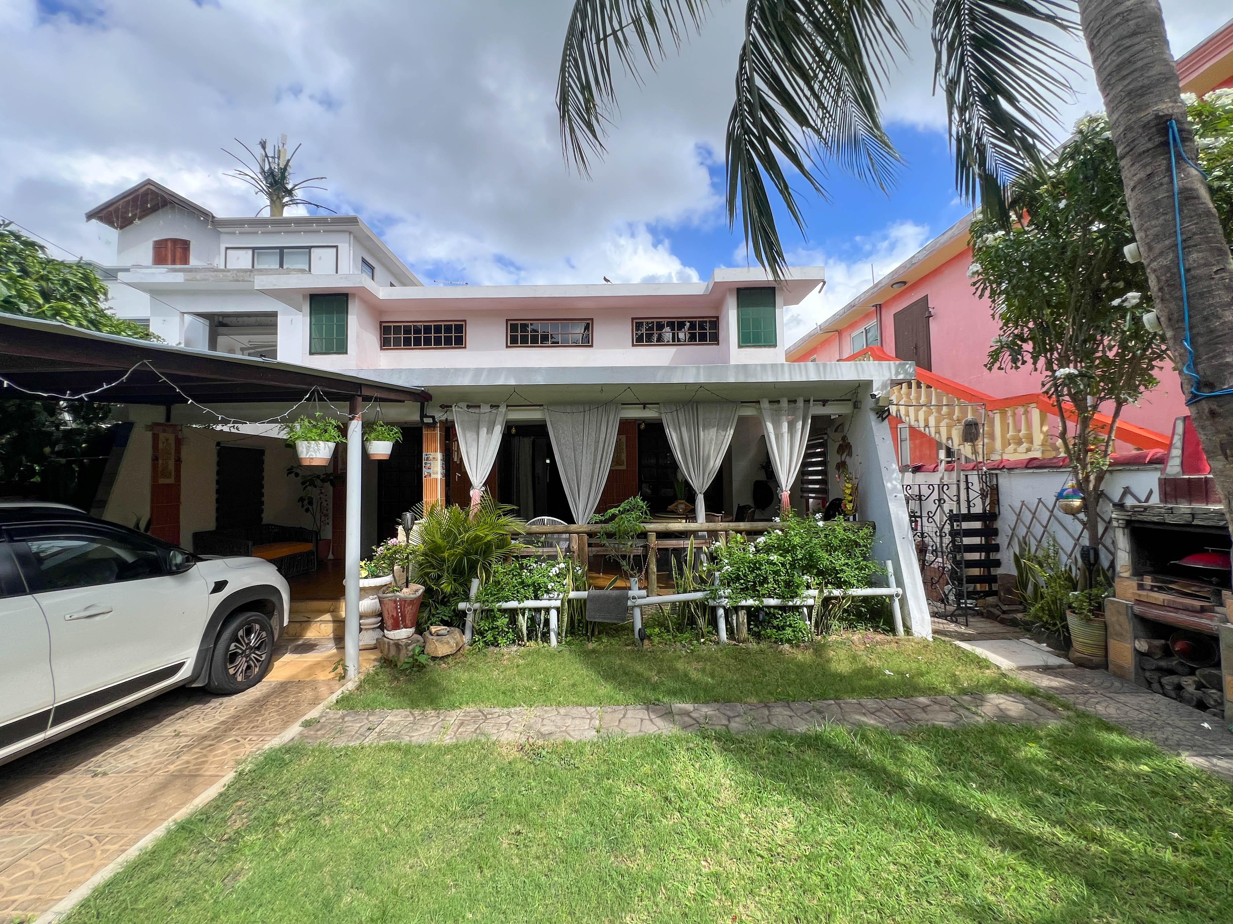 OR SALE - 4-BEDROOM VILLA - ALBION (MORCELLEMENT DE CHAZAL)