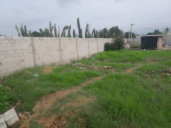 Cocody Riviera4, cité Eden M'badon, vente terrain  1469 m2