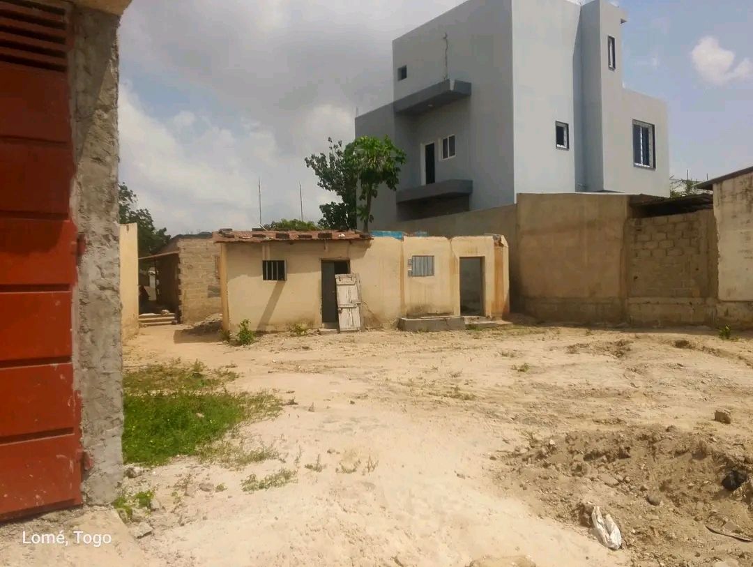 Parcelle de œ lot carré bien situé à vendre à BÈ KLIKAMÉ (LOMÉ-TOGO)