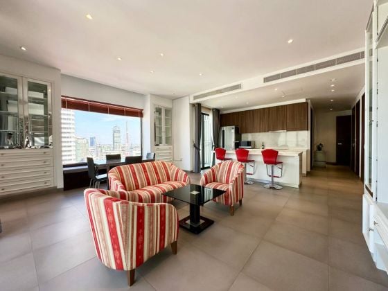 Embassy Central Condo 2 Bedrooms Unit Corner Is Available Now!!