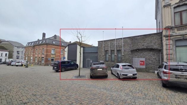 Belgique 6840 Neufchateau : bâtiment polyvalent avec bureaux et ...