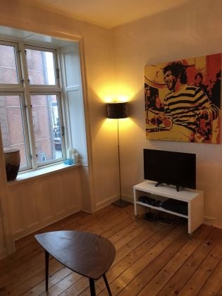 Fun room renter wanted for flat share