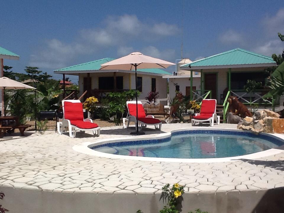 5 Villas con Piscina cada una 1 dormitorio 1 baño