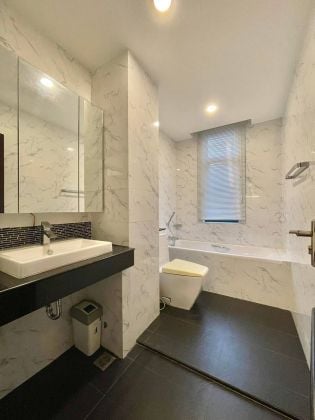 PHNOM PENH A LOUER APPARTEMENT 3 CHAMBRES 190M2