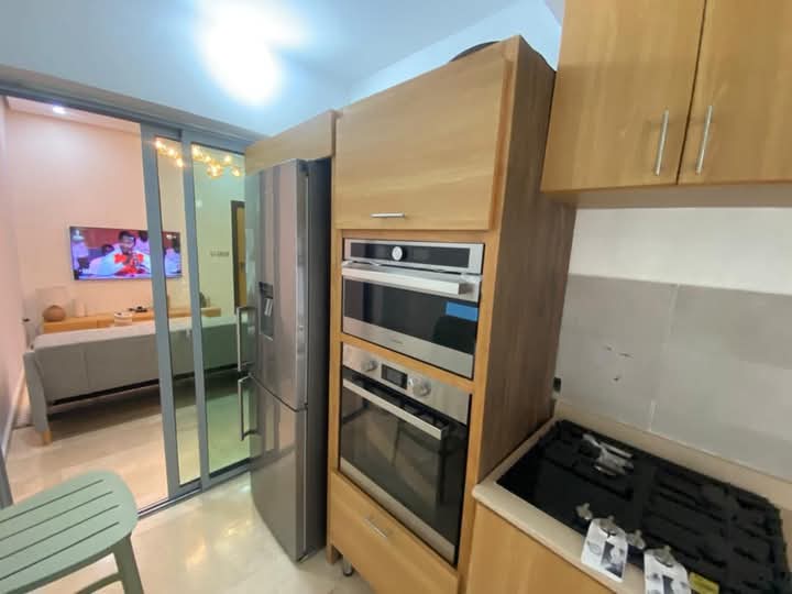 Furnished apartment rental 