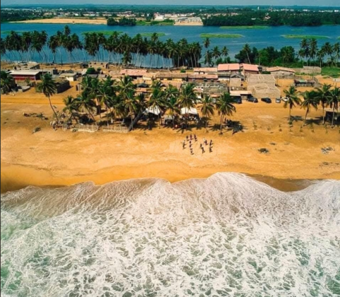 Exclusive listing: 2000 m² France district, Grand-Bassam (Ivory Coast)