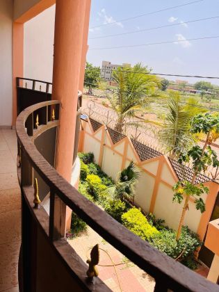 TERRAIN EN VENTE - 692m² Ouaga2000 zone B derrière la ...