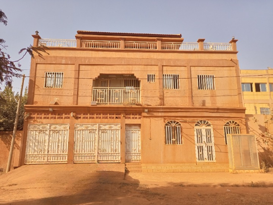 UN MAGNIFIQUE TRIPLEX DE 09 PIÈCES EN LOCATION À OUAGA2000 ...