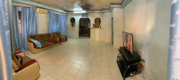 UN DUPLEX DE 07 PIECES BÂTI SUR UNE PARCELLE D'UNE SUPERFICIE DE 375 M² / EN VENTE A OUAGA2000 ZONE C