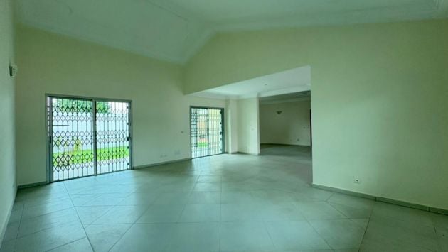 COCODY 2 PLATEAUX - ANCIENNE AMBASSADE DE CHINE 