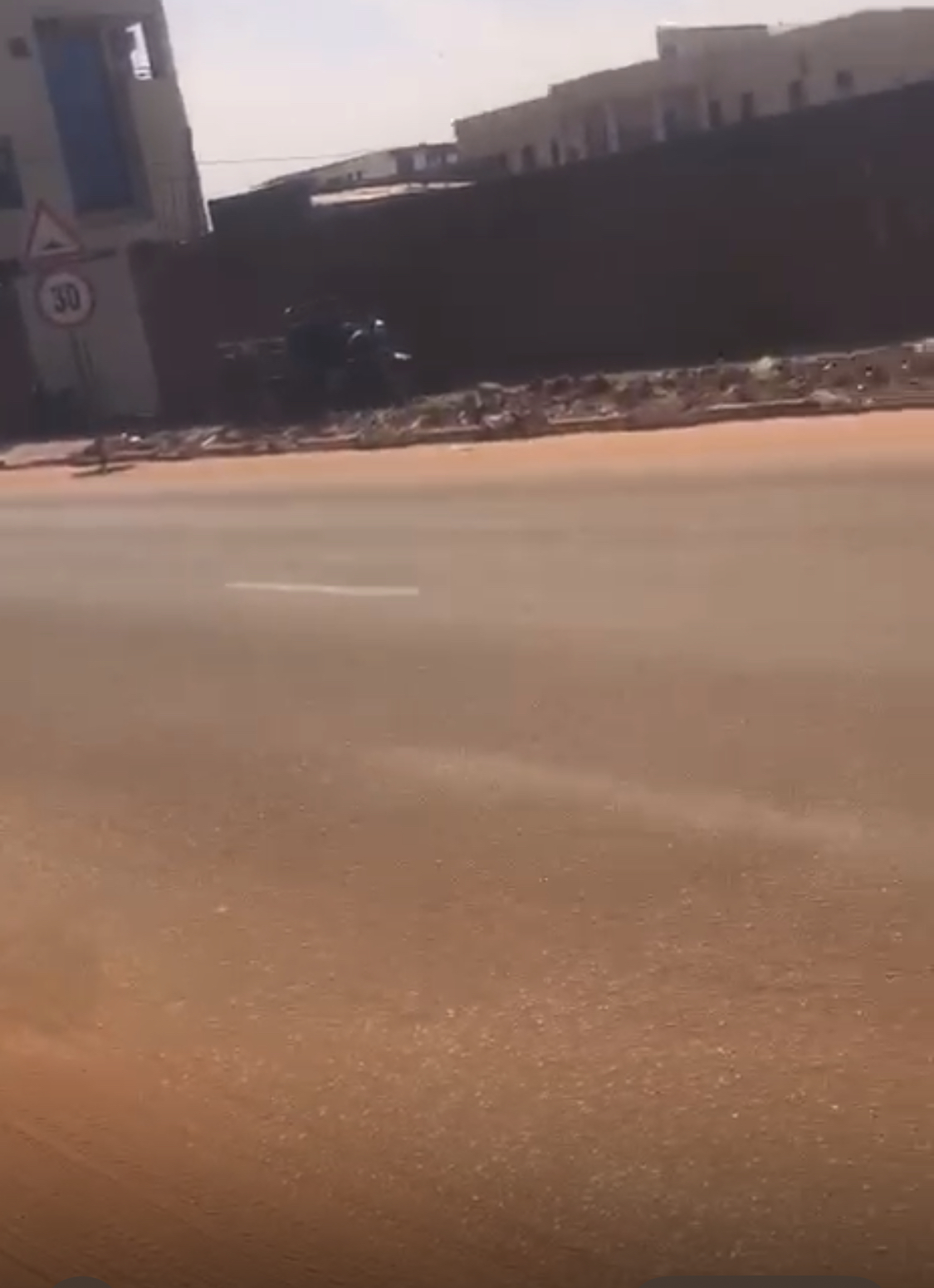 Terrain commercial en vente en cité azimo Ouaga 2000