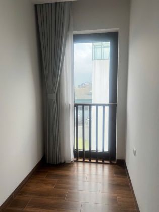 Nice 1 – bedroom apartment with big terrace in Au Co street, Tay Ho ...