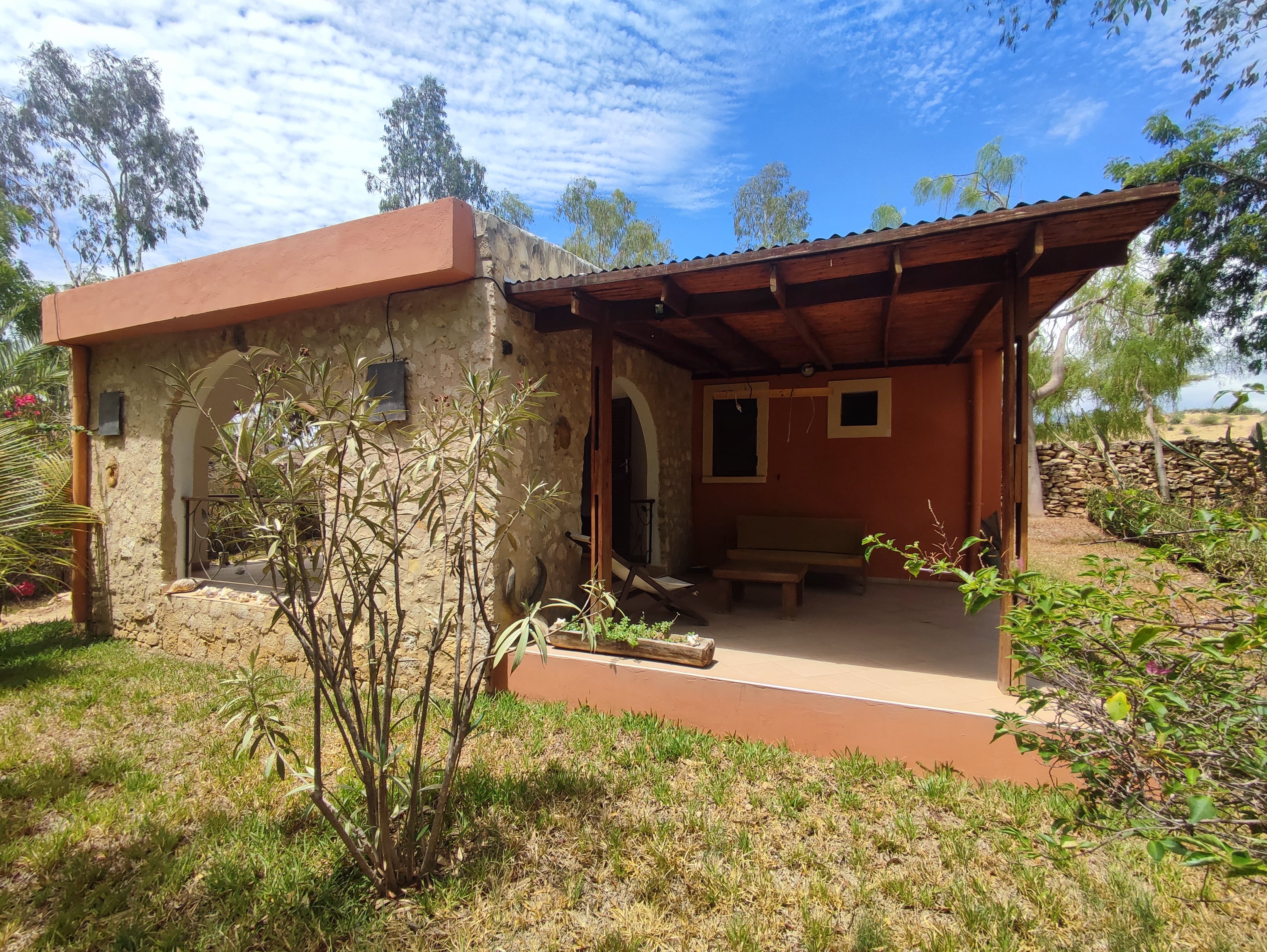 A LOUER – Villa F3 meublée avec piscine en résidence sécurisée