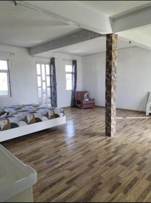 Apartamento estudio à louer para larga duración.