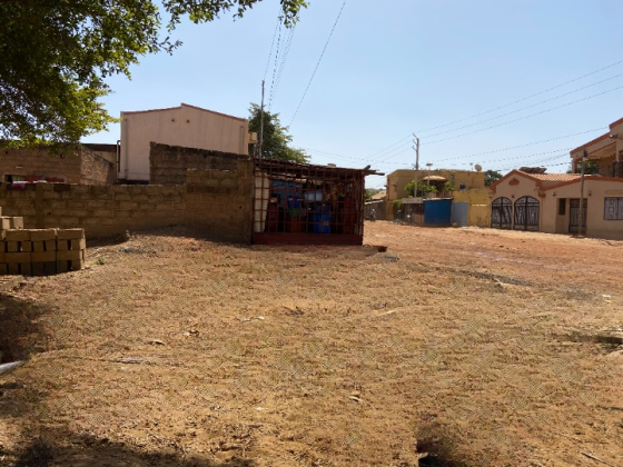 PARCELLE NUE DE 280 M² EN VENTE À LA PATTE D'OIE - EMPLACEMENT ...