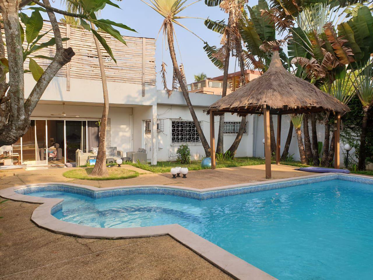 Zone4 bietry location villa base 5pièces (piscine)