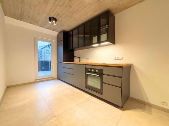 Belgique 6880 Bertrix : bel appartement duplex, 1 chambre, terrasse.