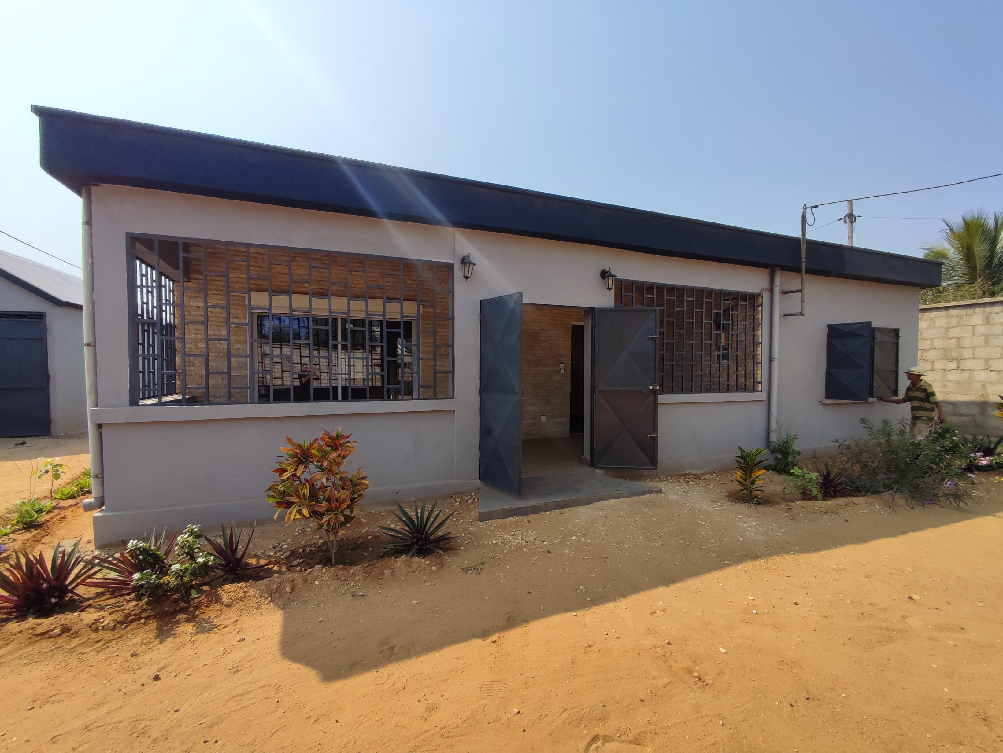 A LOUER – Villa indépendante F4 avec jardin – Besasavy, Tuléar II, Madagascar