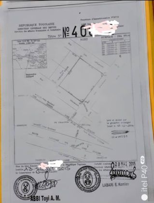 05 lots collés ouverts sur 03 voies avec 02 angles rues à ...