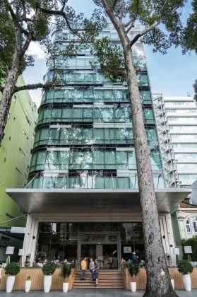 4-star Fusion Suites Saigon hotel for sale in the heart of Ho Chi Minh ...