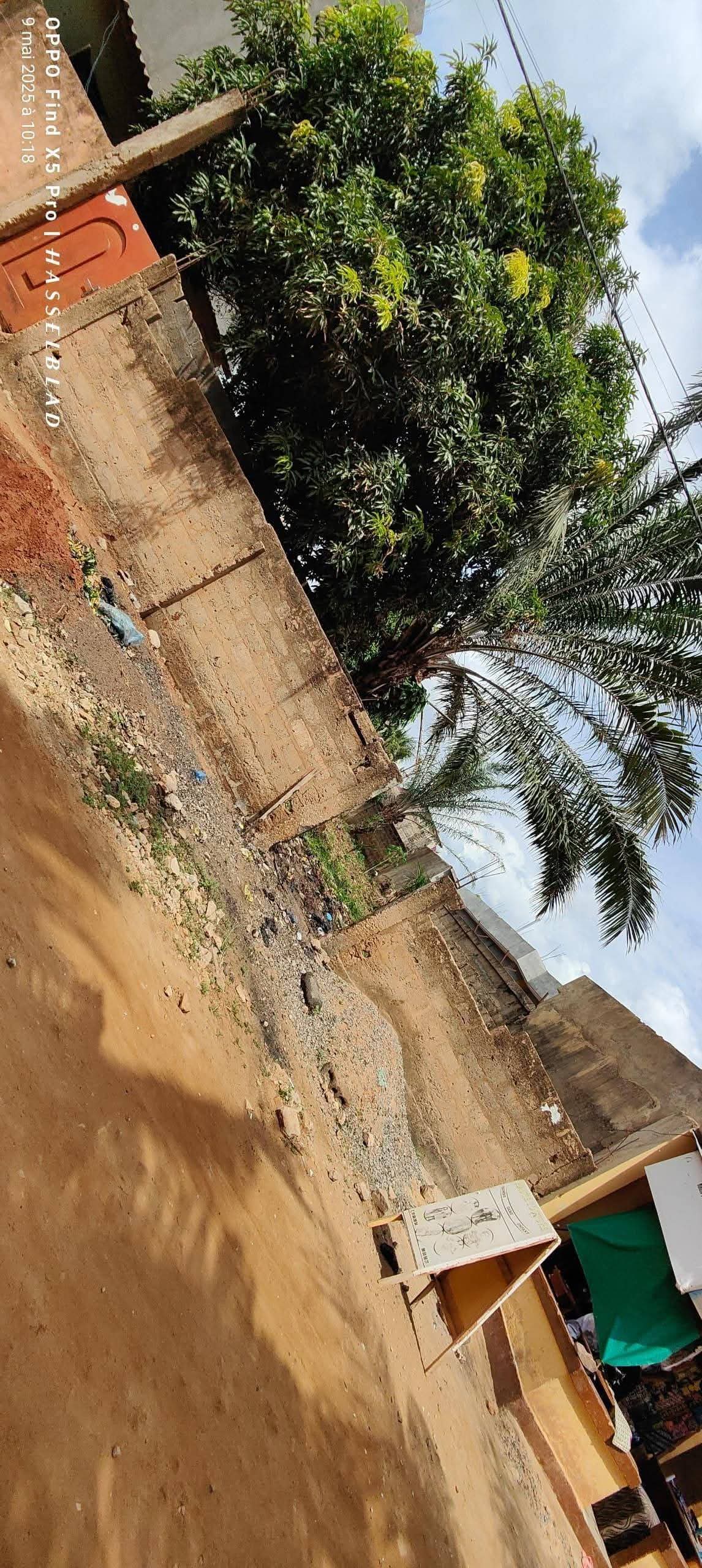 Terrain clôturé de 520 m² à vendre à AGOÈ LÉGBASSITO (LOMÉ-TOGO)