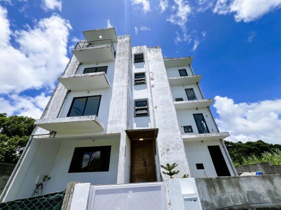 FOR RENT - 2-BEDROOM APARTMENT - HIGHLANDS