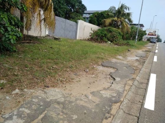 COCODY RIVIERA GOLF 4 BEVERLY HILLS bordure principale vente site 5000m2