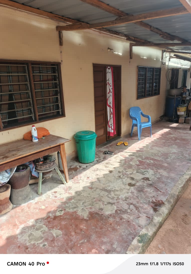 Maison de location sur 170 m² en vente à Agoè Logopé Kochigan(LOMÉ-TOGO)