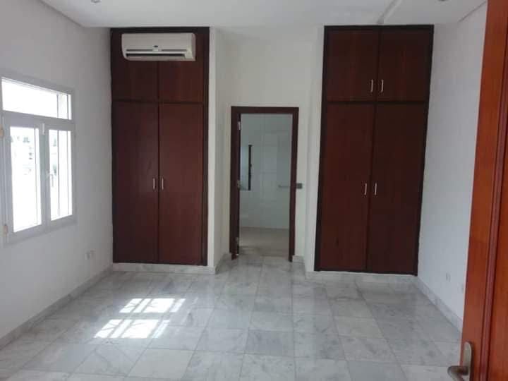 À LOUER – VILLA DUPLEX 8 PIÈCES À LA RIVIERA 3, CITÉ OSCAR