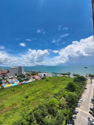 Stunning Sea View Apartment – 16th Floor | Jomtien Beachfront