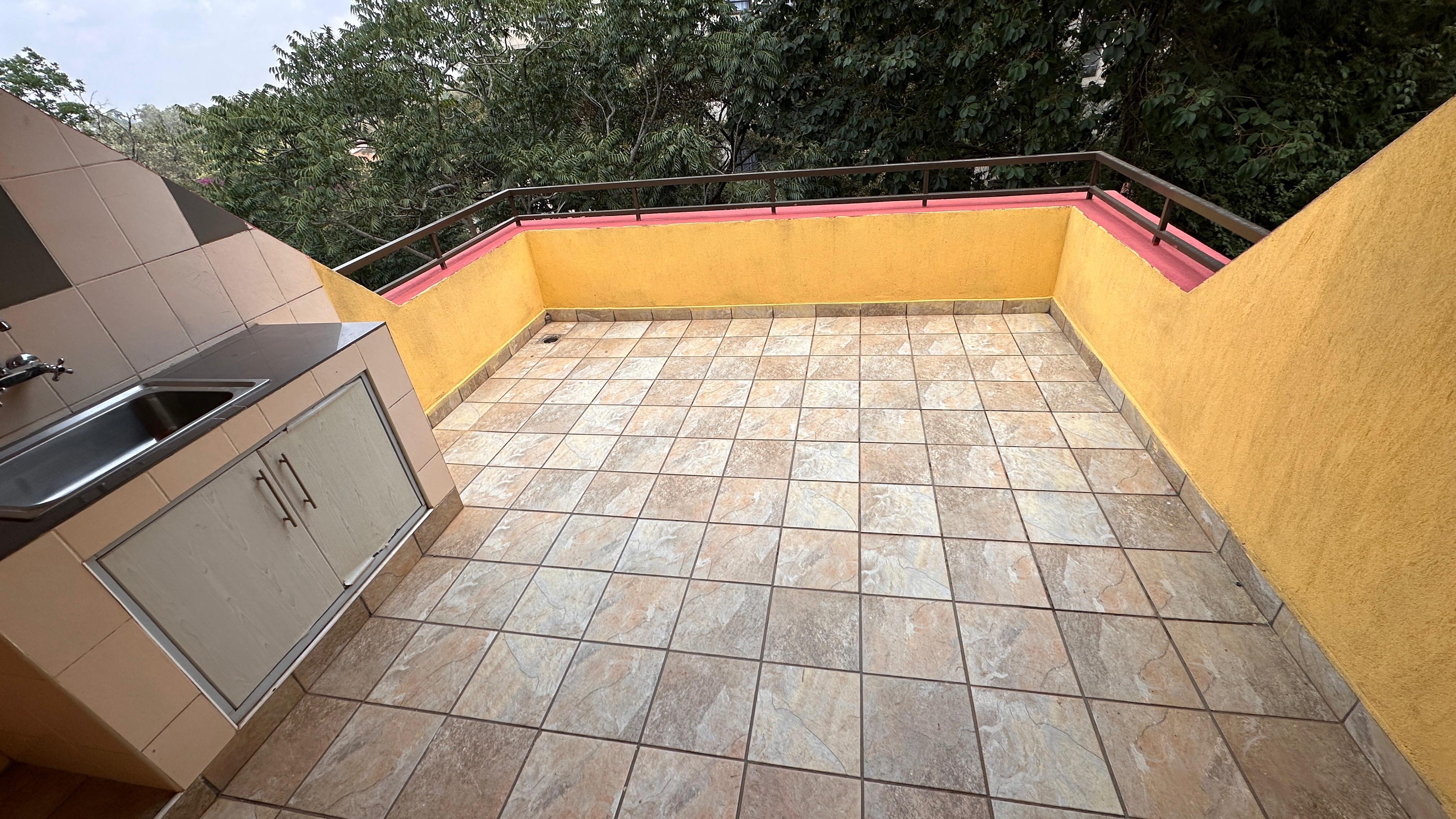 SE ALQUILA | KILIMANI, NAIROBI &#55356&#57313 Apartamento de 1 dormitorio bien renovado (sin amueblar) &#55357&#56496 Alquiler: Kshs 85,000 por mes