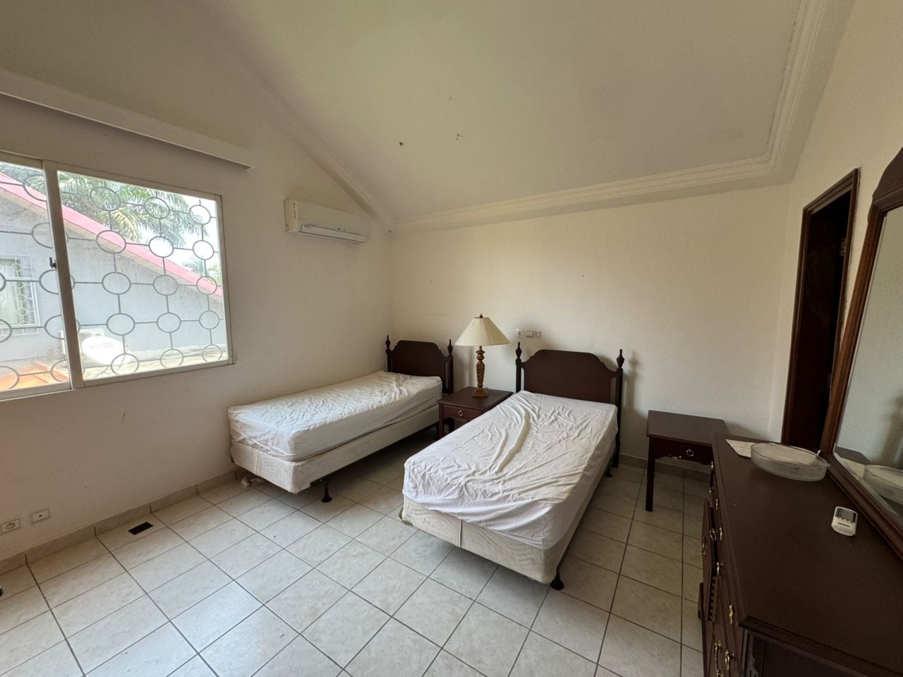 RENTAL – 6-ROOM DUPLEX VILLA WITH GARDEN – RIVIERA GOLF 4 BEVERLY HILLS  