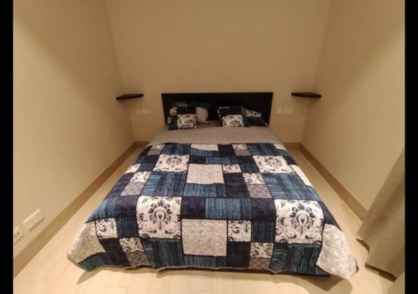 Oman Residency Included: Luxury Garden Apartment