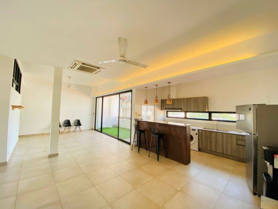 2Bed Apartment Big Balcony For Rent in Phsar Kandal Ti Mouy Area Few ...